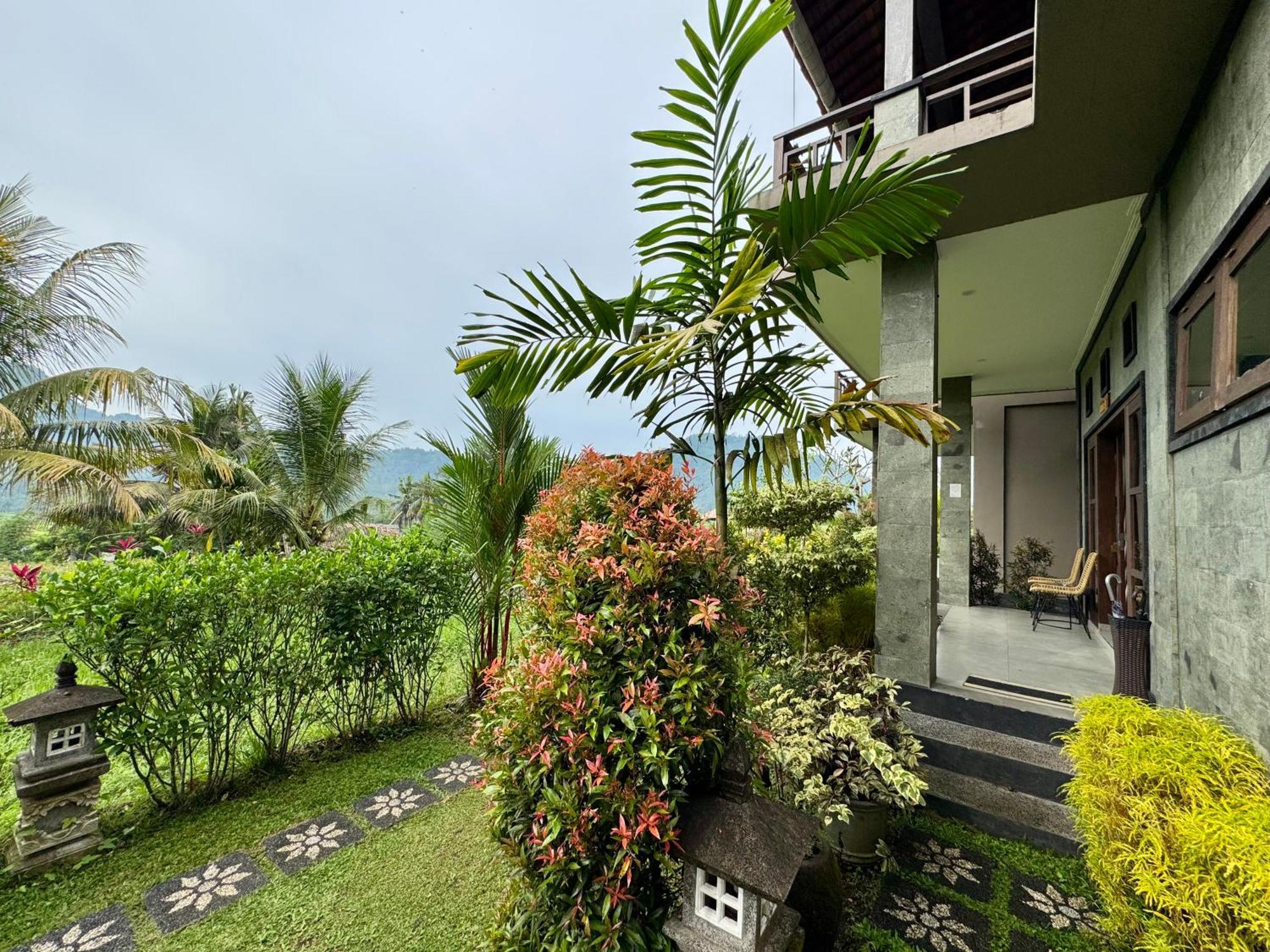 Ume Dukuh Home Sidemen Sidemen  Exterior photo